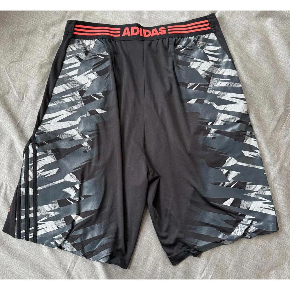 Adidas Men's Black Gray Red Climalite Athletic Stretch Basketball Shorts- Large